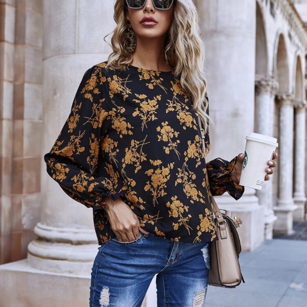 Floral long sleeve blouse